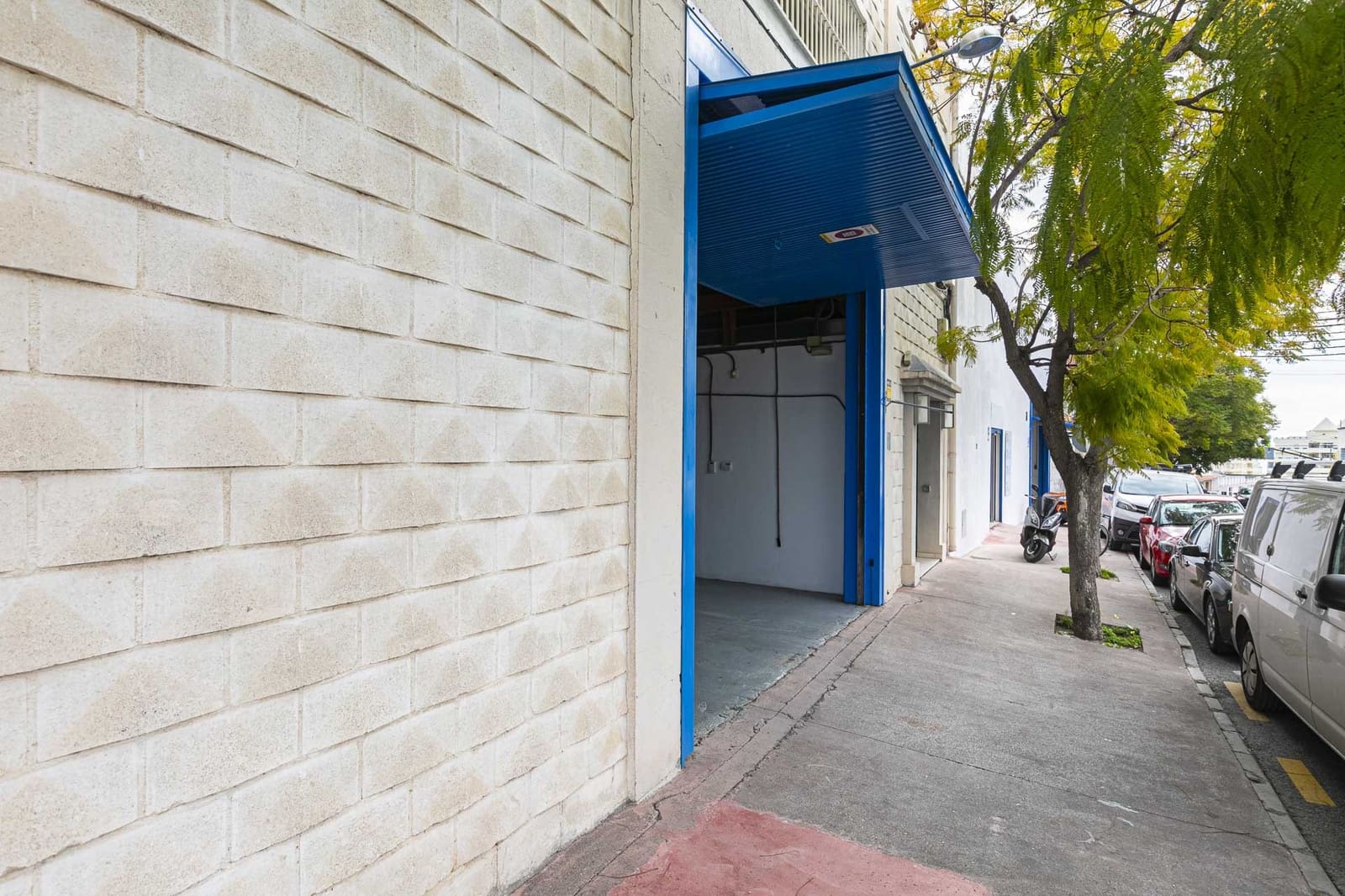 Local Comercial de 8 habitaciones en Marbella en venta con garaje - 1.200.000 € (Ref: 10100140)
