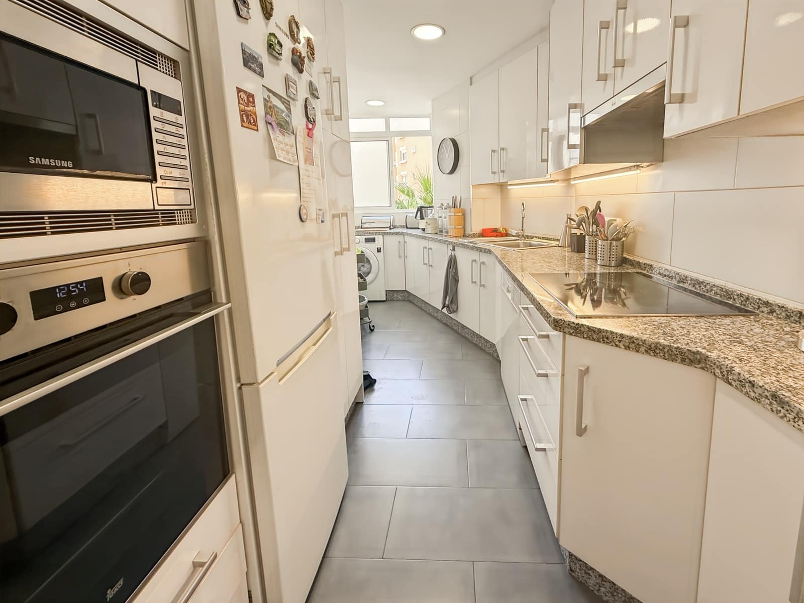 4 bedroom Flat for sale in Torremolinos with pool garage - € 420,000 (Ref: 10124335)