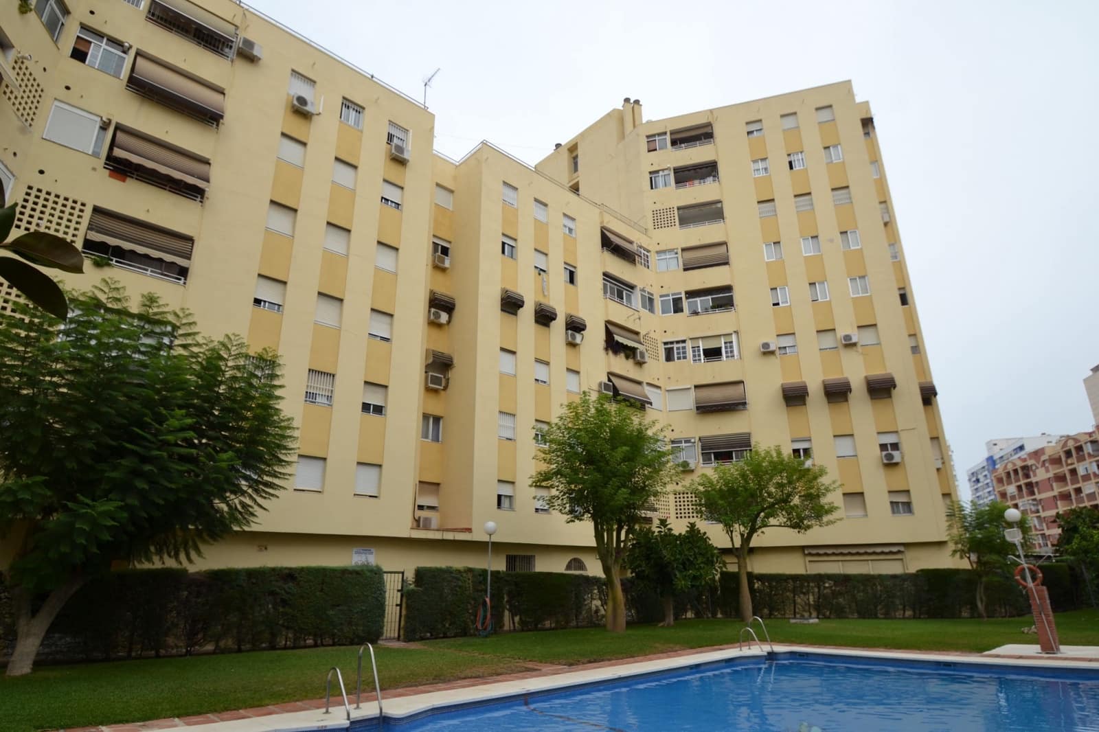 4 bedroom Flat for sale in Torremolinos with pool garage - € 420,000 (Ref: 10124335)