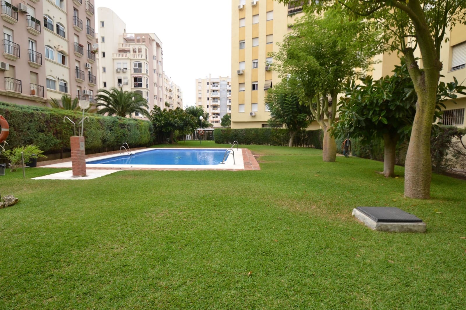 4 bedroom Flat for sale in Torremolinos with pool garage - € 420,000 (Ref: 10124335)