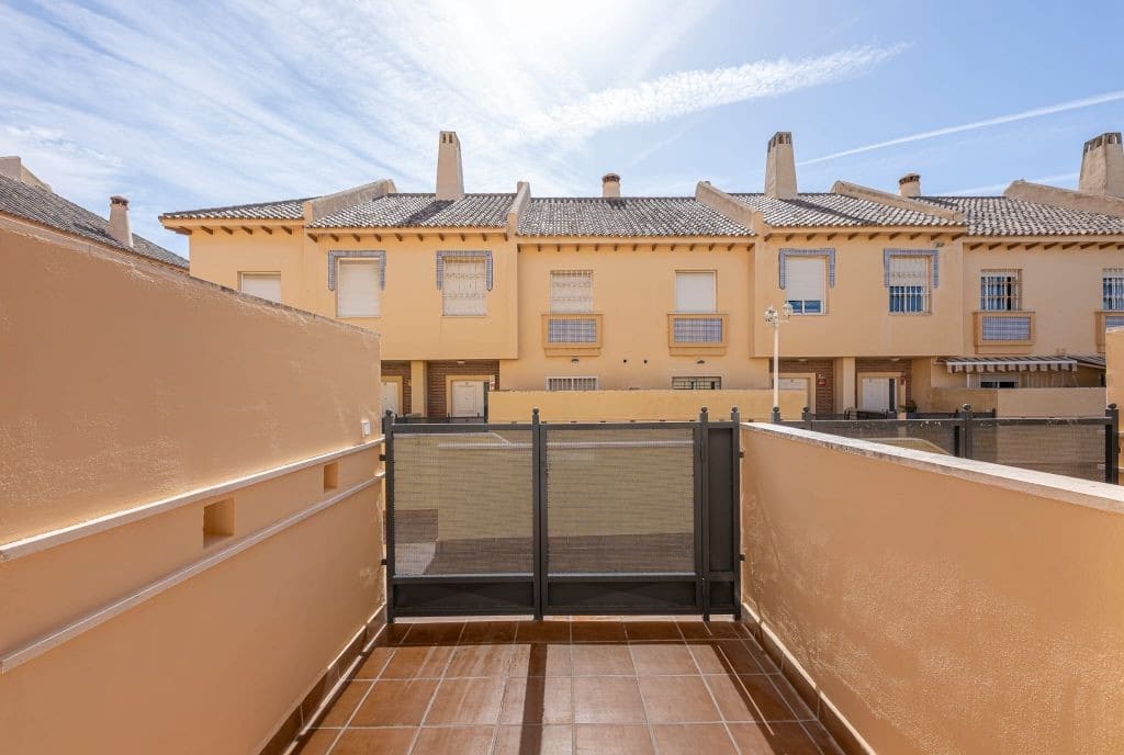 4 chambre Maison de Ville à vendre à Calahonda avec piscine garage - 659 000 € (Ref: 10129090)