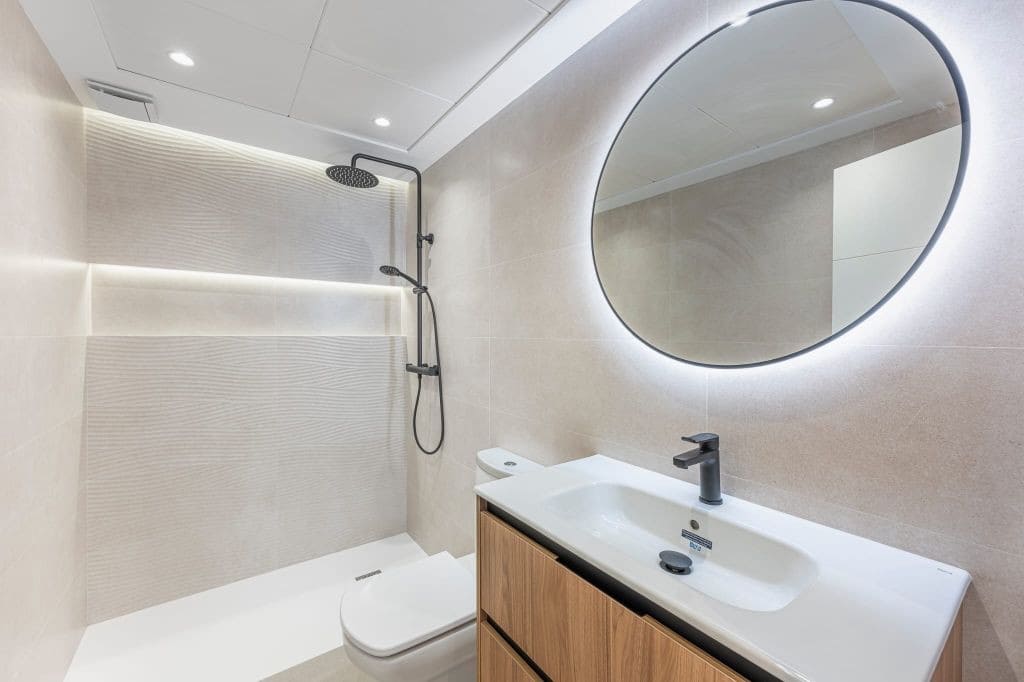 4 chambre Maison de Ville à vendre à Calahonda avec piscine garage - 659 000 € (Ref: 10129090)
