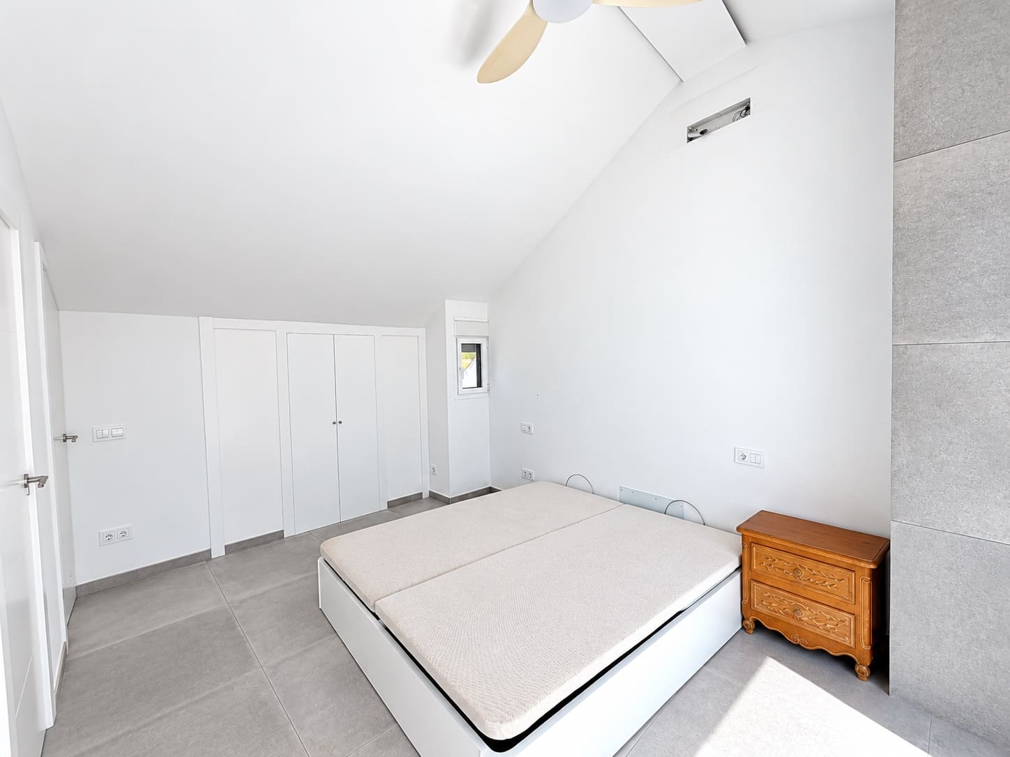 3 makuuhuone Omakotitalo myytävänä paikassa Marbella mukana uima-altaan - 720 000 € (Ref: 10131449)