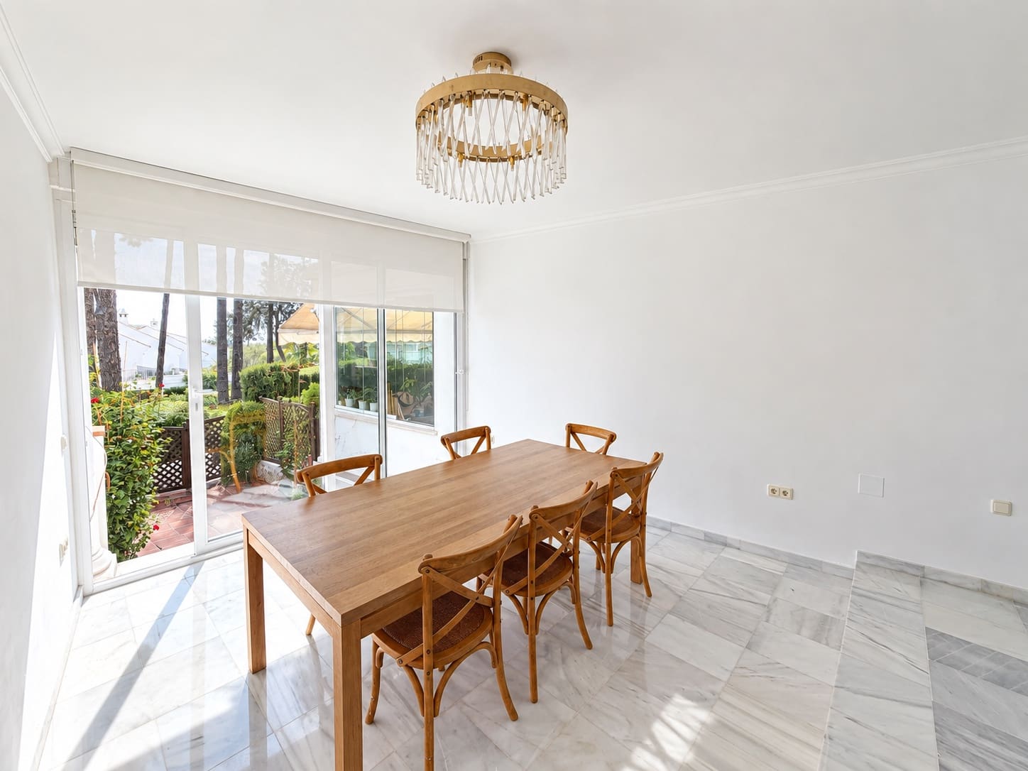 3 makuuhuone Omakotitalo myytävänä paikassa Marbella mukana uima-altaan - 720 000 € (Ref: 10131449)