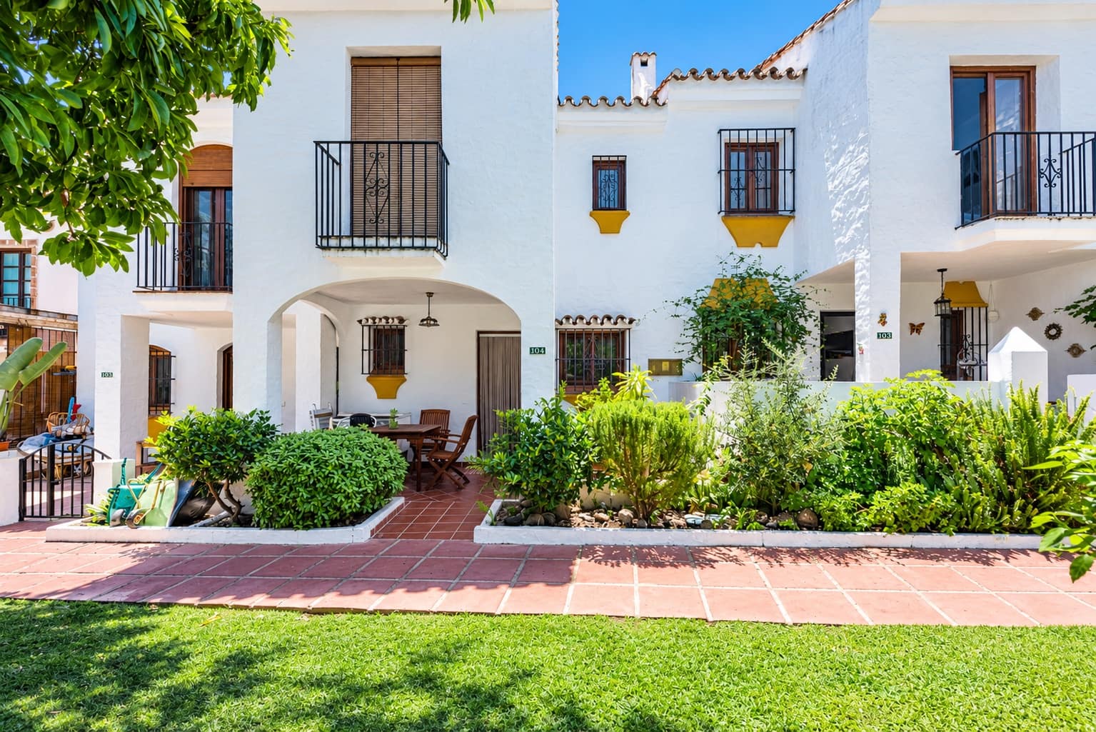 3 Zimmer Haus zu verkaufen in Benahavis mit Pool Garage - 450.000 € (Ref: 10135960)