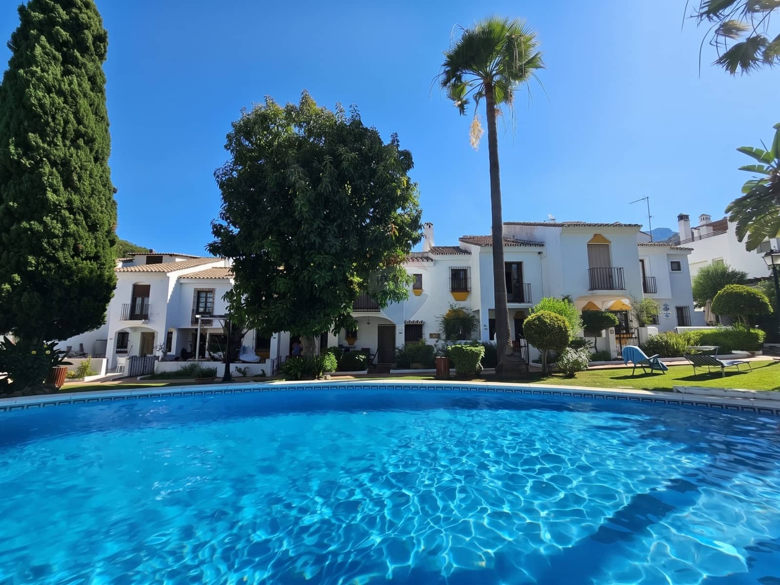 3 Zimmer Haus zu verkaufen in Benahavis mit Pool Garage - 450.000 € (Ref: 10135960)
