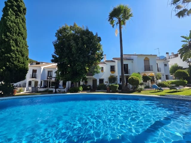 3 Zimmer Haus zu verkaufen in Benahavís mit Pool Garage - 450.000 € (Ref: 10135960)