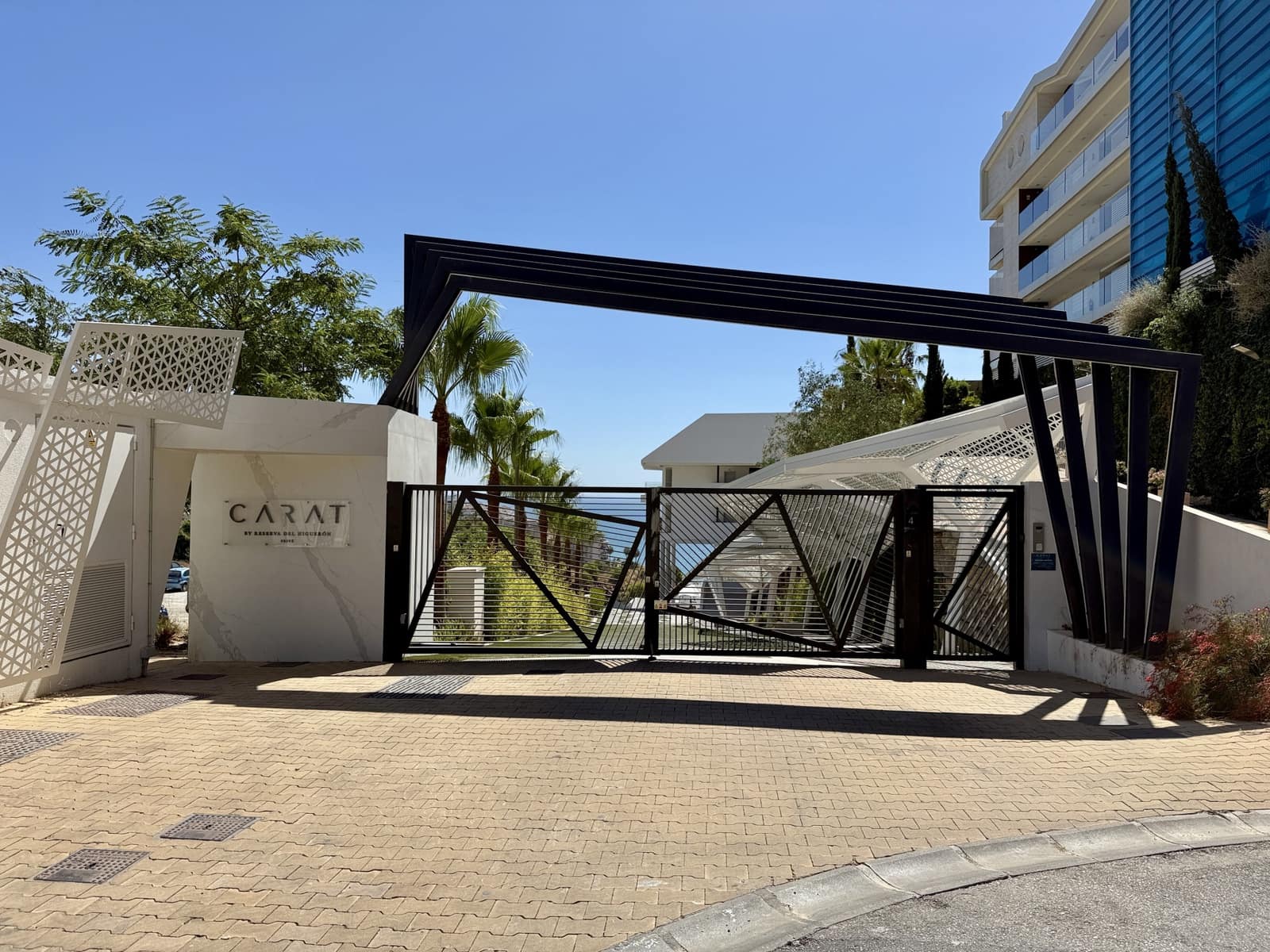 2 sovrum Lägenhet till salu i Fuengirola med pool garage - 994 000 € (Ref: 10139659)