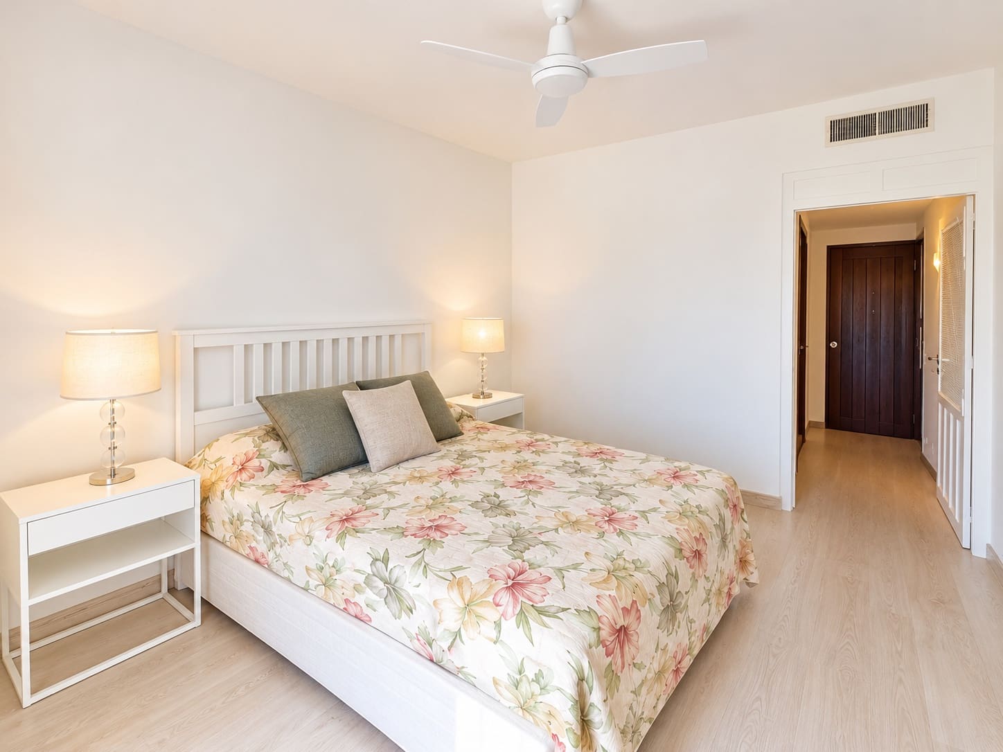 1 quarto Apartamento para venda em Puerto Banus com piscina garagem - 650 000 € (Ref: 10154967)