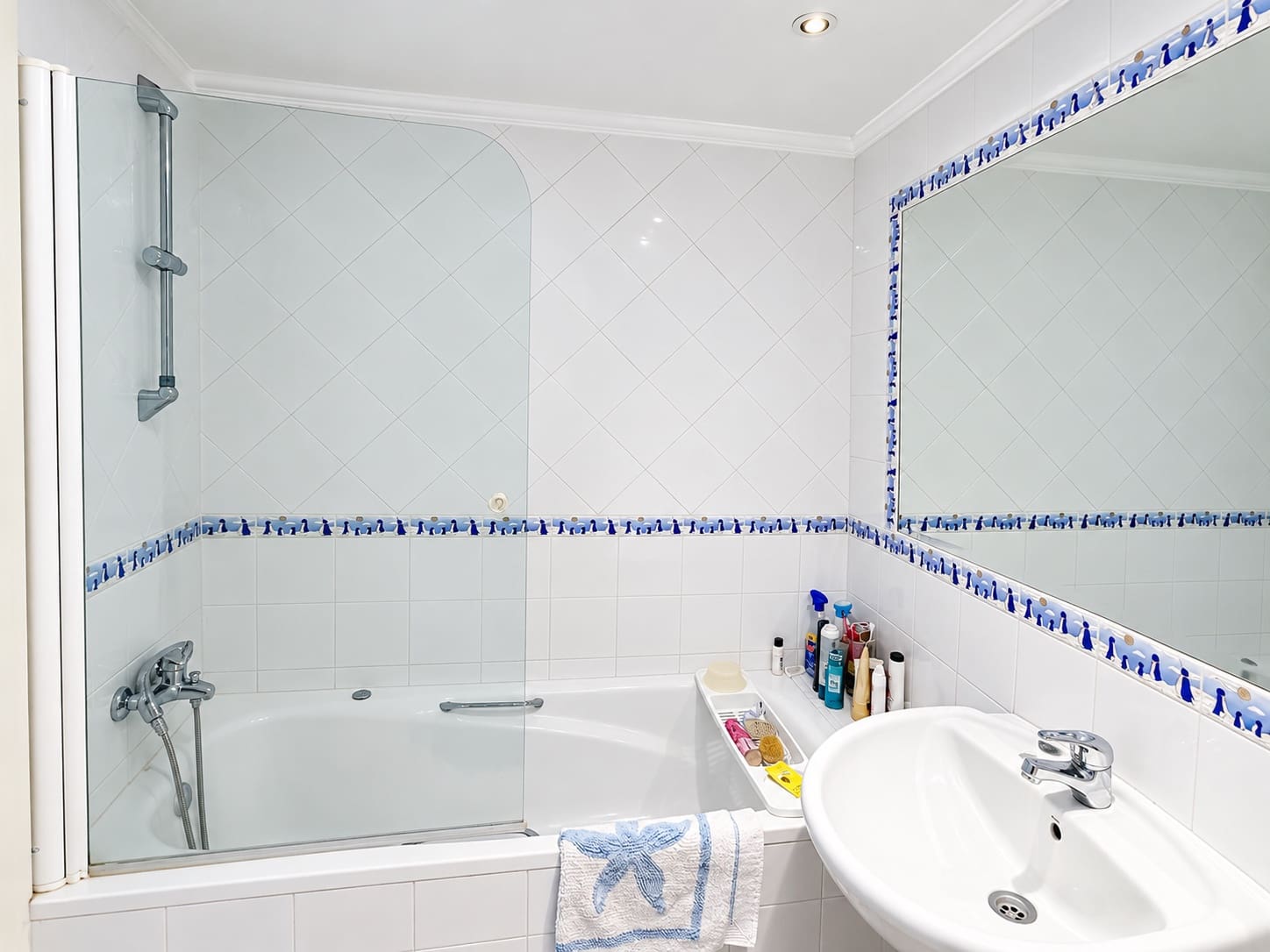 4 soveværelse Penthouse til salg i Marbella med swimmingpool garage - € 1.300.000 (Ref: 10168672)