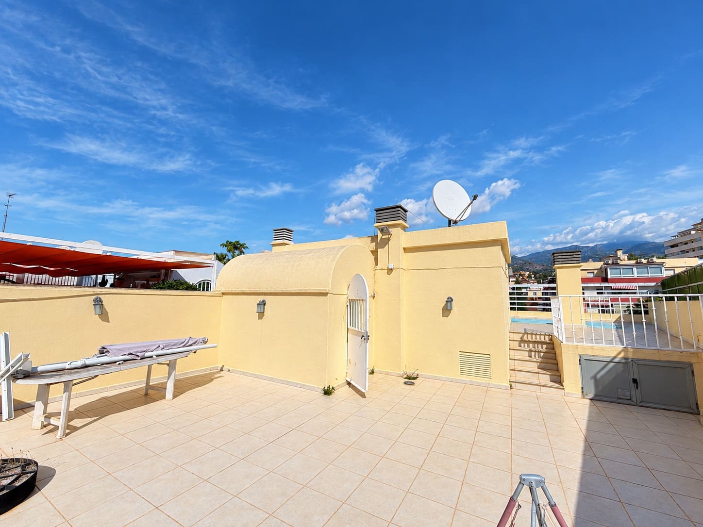 4 soveværelse Penthouse til salg i Marbella med swimmingpool garage - € 1.300.000 (Ref: 10168672)
