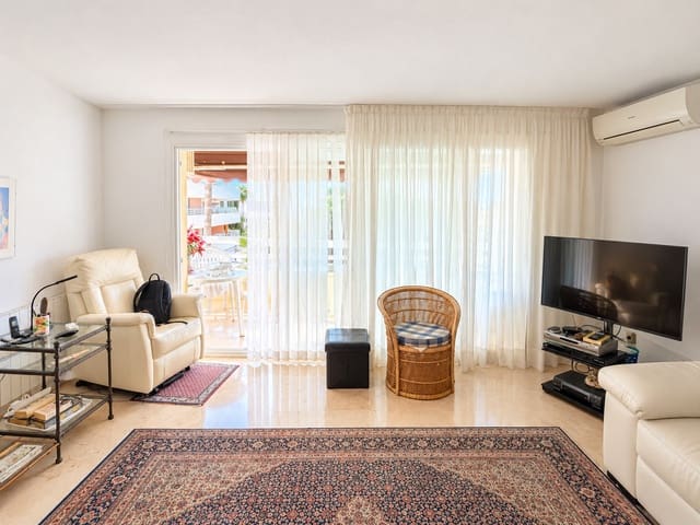 4 soveværelse Penthouse til salg i Marbella med swimmingpool garage - € 1.300.000 (Ref: 10168672)