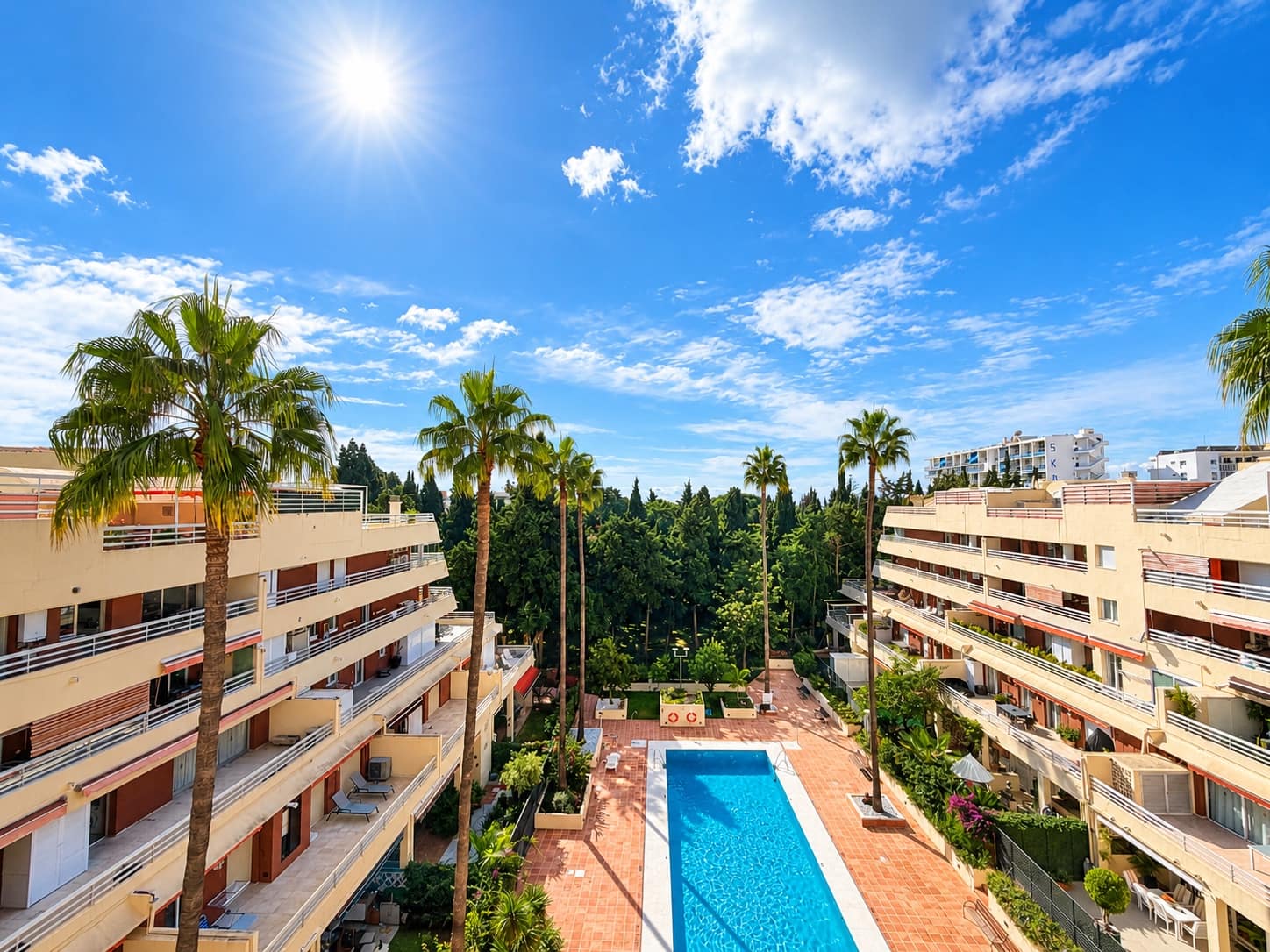 4 soveværelse Penthouse til salg i Marbella med swimmingpool garage - € 1.300.000 (Ref: 10168672)