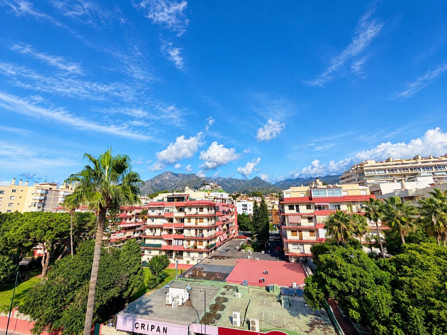 4 soveværelse Penthouse til salg i Marbella med swimmingpool garage - € 1.300.000 (Ref: 10168672)
