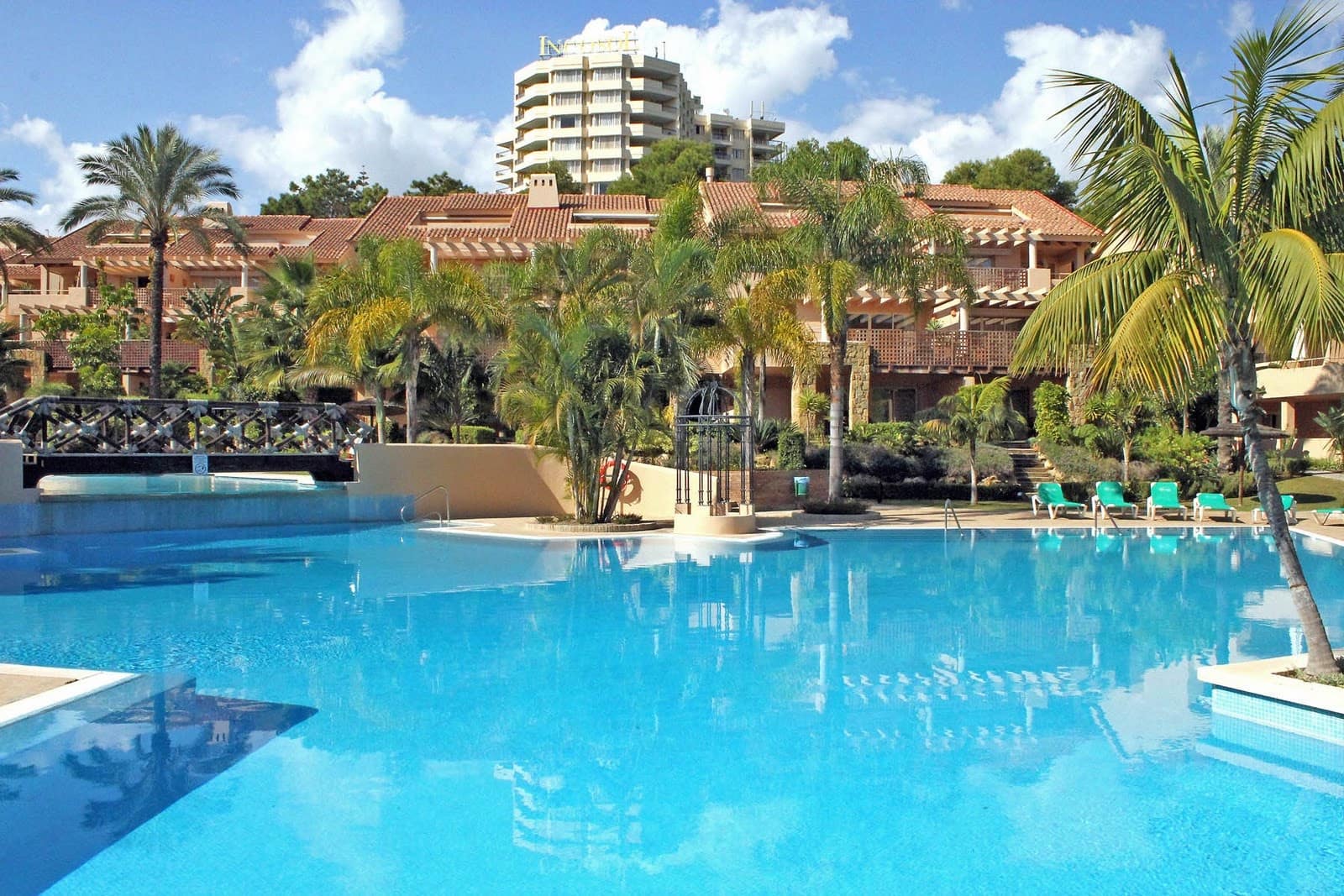3 bedroom Apartment for sale in Marbella with pool garage - € 699,900 (Ref: 5052172)