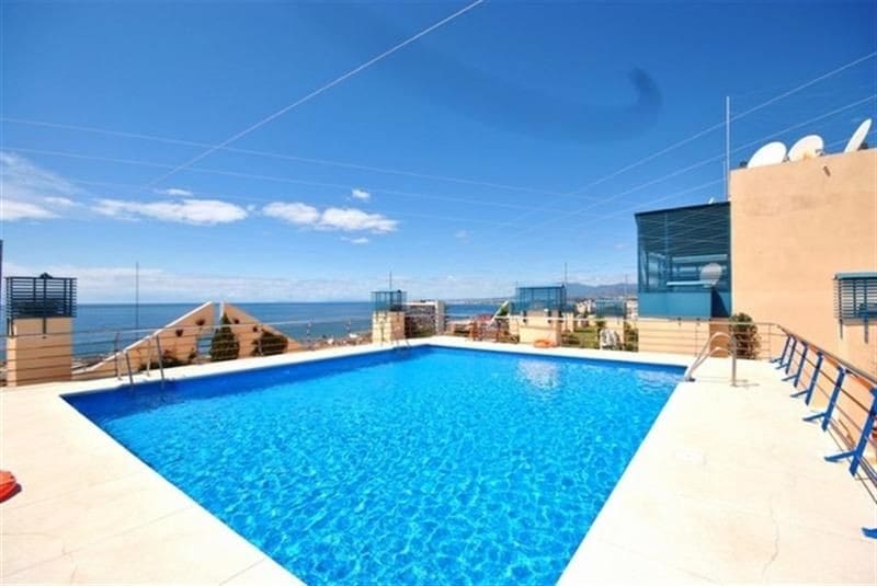 Bureau à vendre à Marbella avec piscine - 325 000 € (Ref: 5052227)