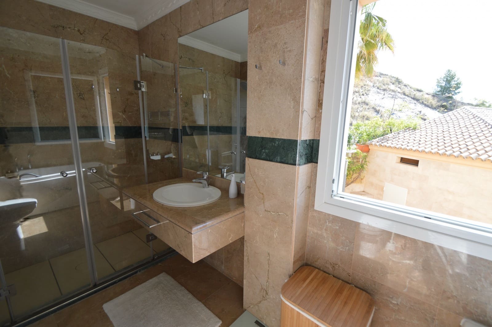 3 sovrum Lägenhet till salu i Marbella med pool garage - 720 000 € (Ref: 5052504)