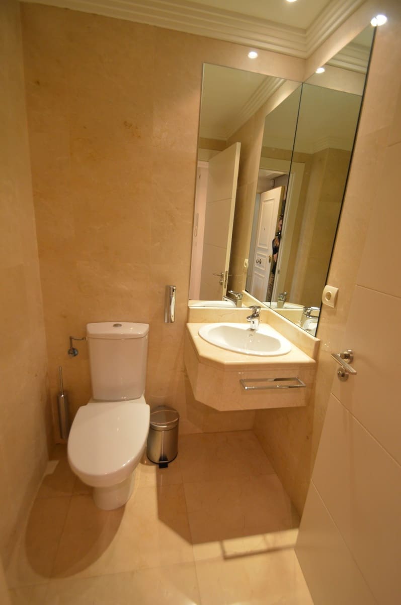 3 sovrum Lägenhet till salu i Marbella med pool garage - 720 000 € (Ref: 5052504)