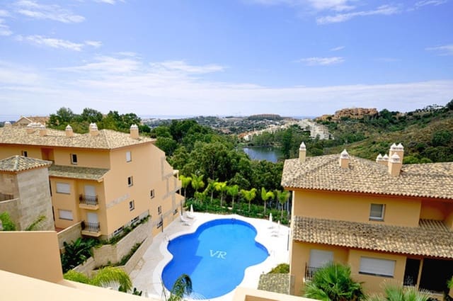 3 bedroom Apartment for sale in Marbella with pool garage - € 765,000 (Ref: 5052504)
