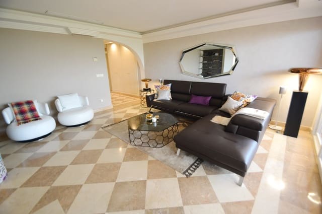 3 soveværelse Lejlighed til salg i Marbella med swimmingpool garage - € 720.000 (Ref: 5052504)