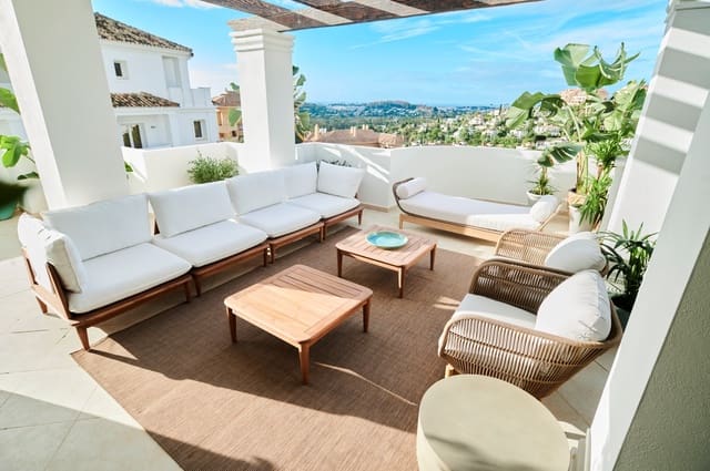 2 chambre Appartement à vendre à Nueva Andalucia, Marbella avec piscine garage - 497 500 € (Ref: 5052515)