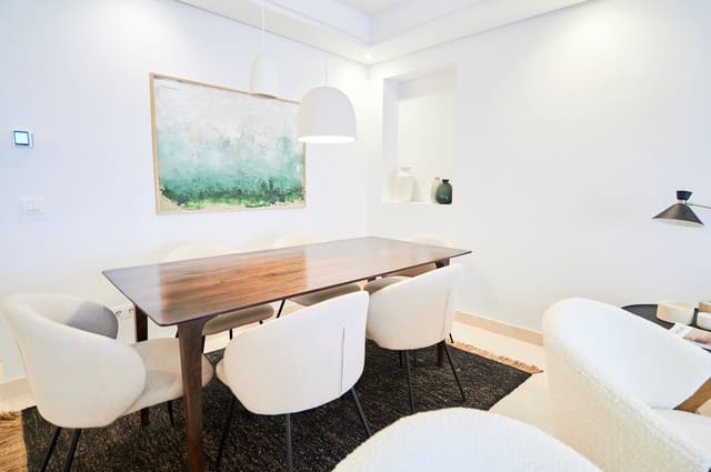 2 chambre Appartement à vendre à Nueva Andalucia, Marbella avec piscine garage - 497 500 € (Ref: 5052515)