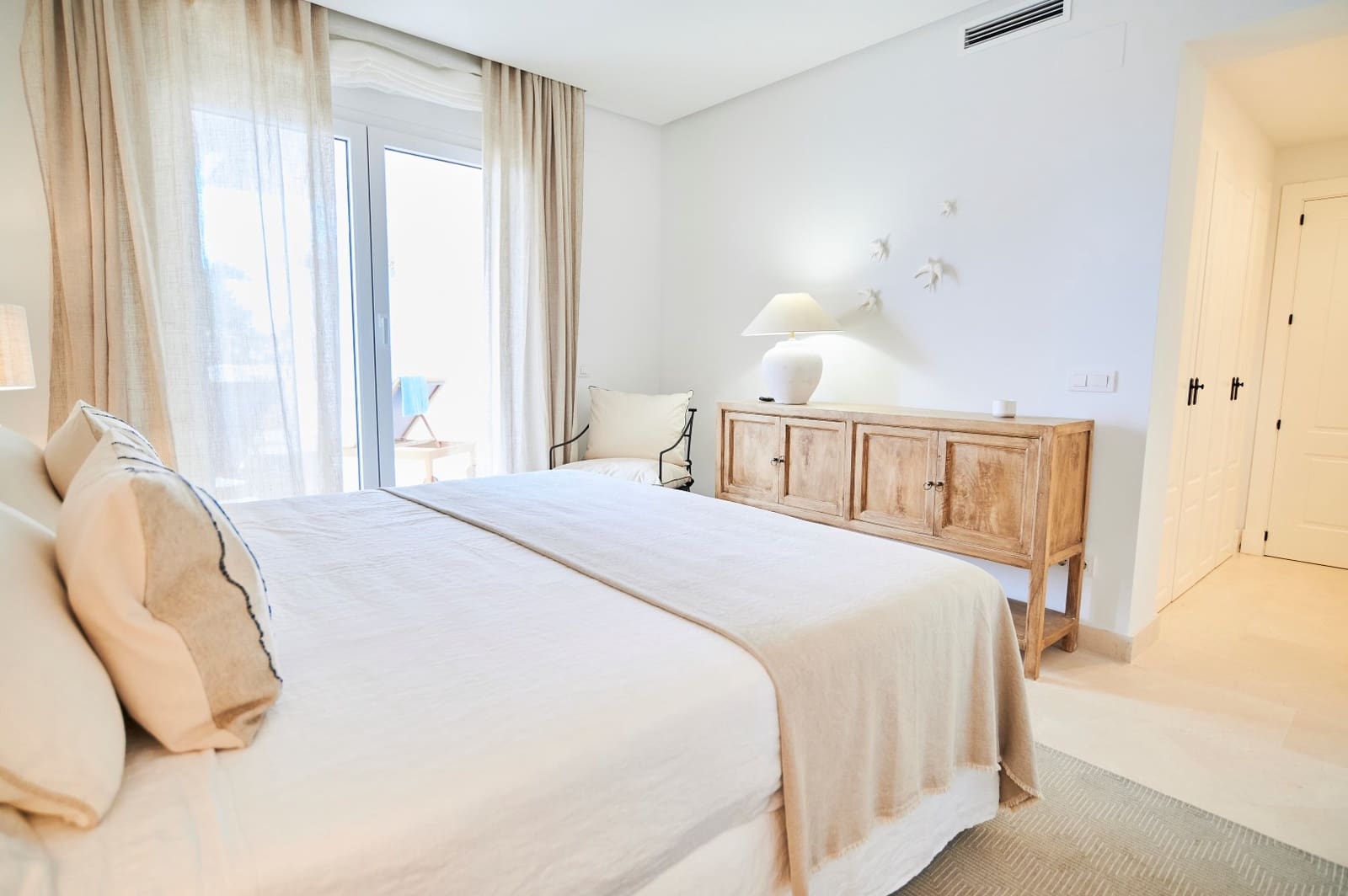 2 sovrum Lägenhet till salu i Nueva Andalucia med pool garage - 456 000 € (Ref: 5052515)