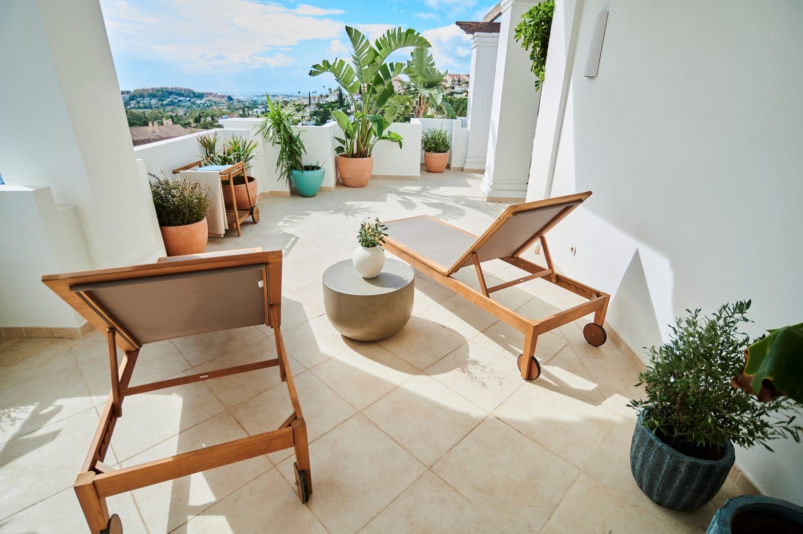 2 sovrum Lägenhet till salu i Nueva Andalucia med pool garage - 456 000 € (Ref: 5052515)