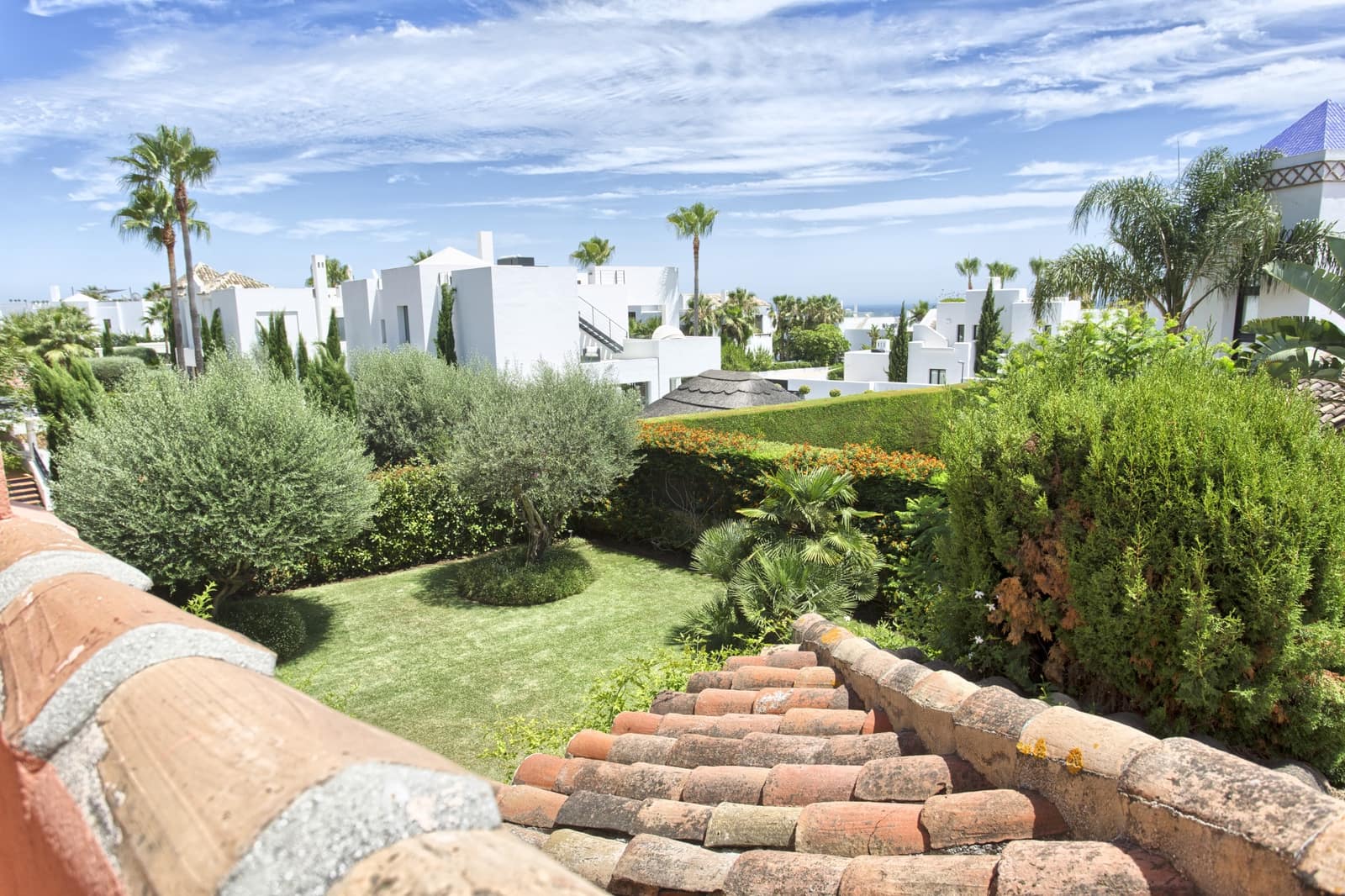5 bedroom Villa for sale in Marbella with pool garage - € 4,500,000 (Ref: 5052650)