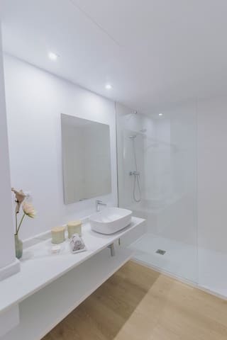 4 chambre Maison de Ville à vendre à Torremuelle, Benalmádena avec piscine garage - 745 000 € (Ref: 5052726)