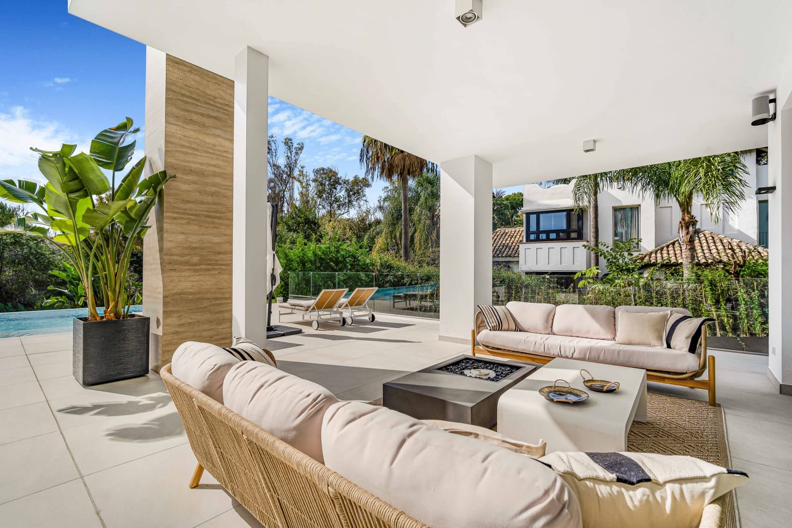 6 sovrum Villa till salu i Marbella med pool garage - 5 495 000 € (Ref: 5052829)