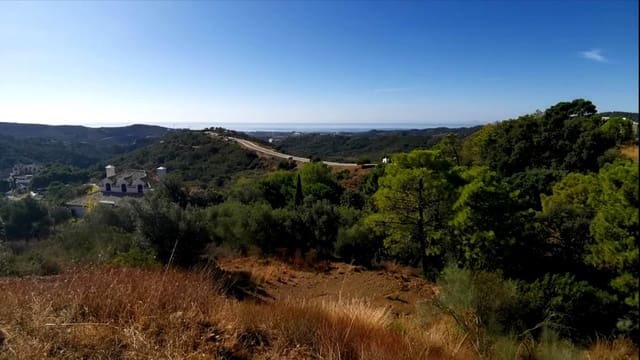 Terrain à Bâtir à vendre à Benahavís - 950 000 € (Ref: 5052849)