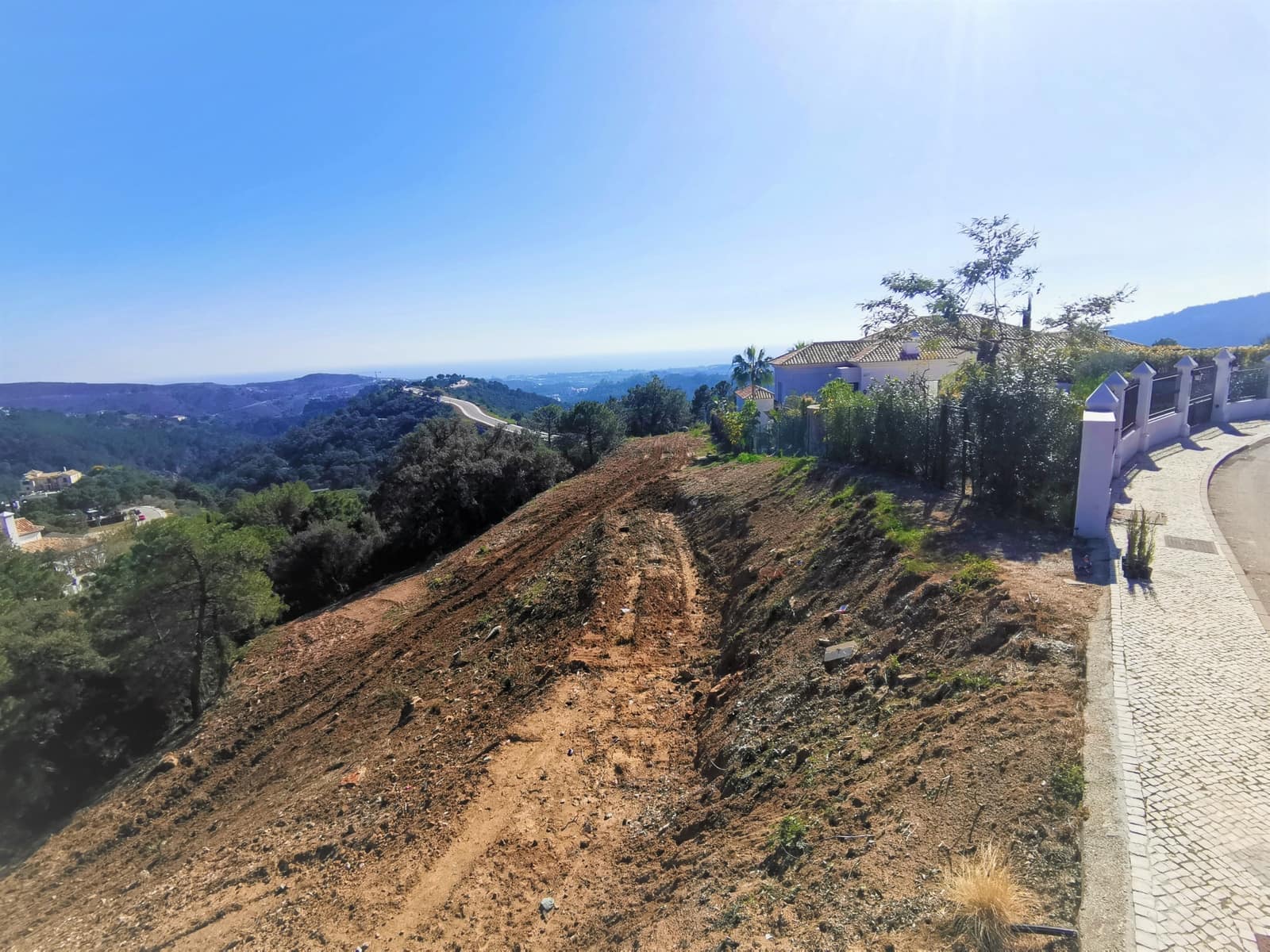 Byggetomt til salgs i Benahavis - € 950 000 (Ref: 5052849)