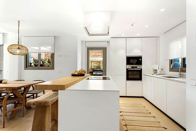 3 makuuhuone Omakotitalo myytävänä paikassa Mijas mukana uima-altaan 
autotalli - 655 000 € (Ref: 5271195)