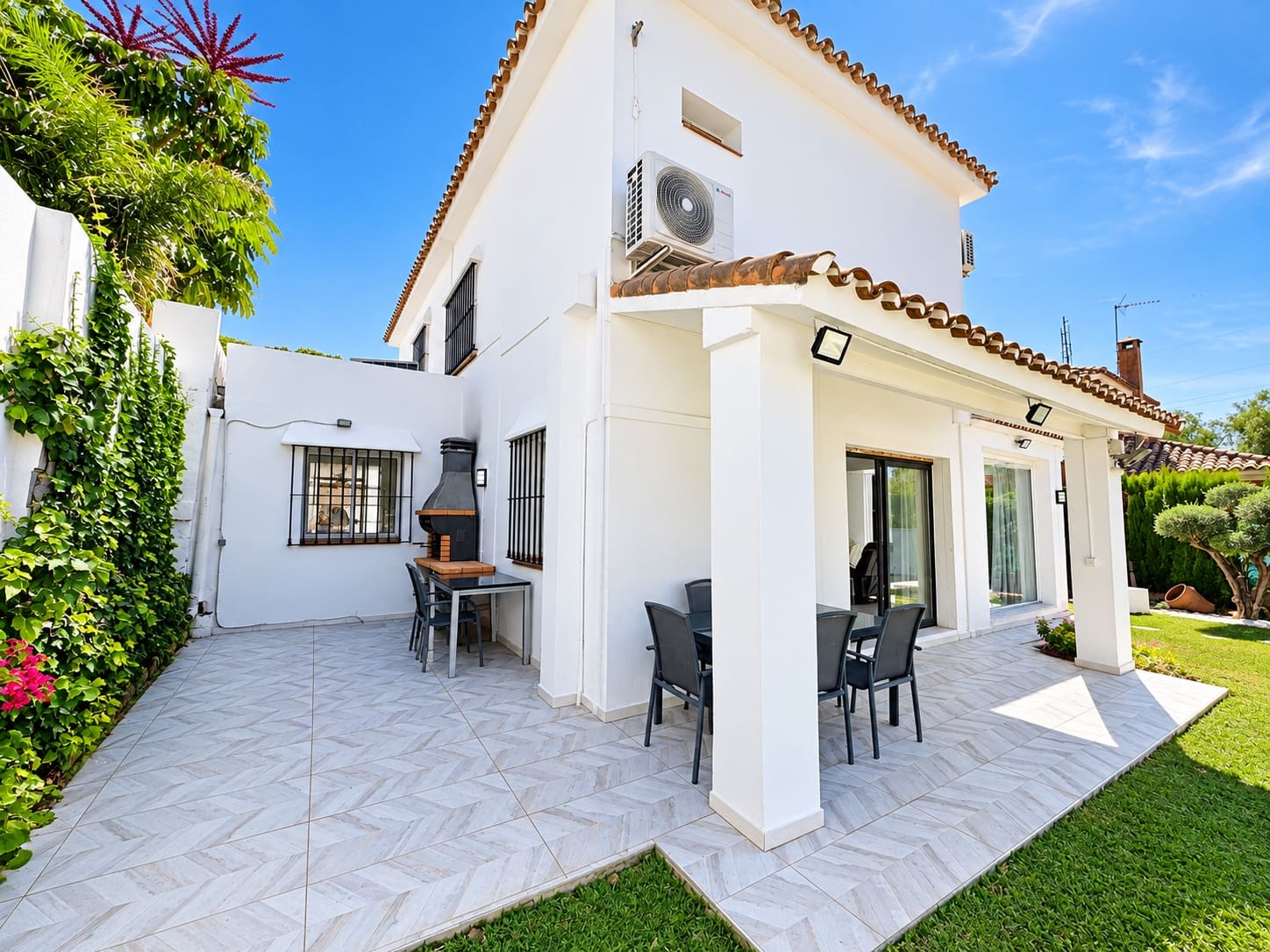 4 camera da letto Villa in vendita in Marbella con piscina garage - 1.300.000 € (Rif: 5285815)