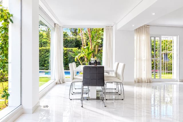 4 camera da letto Villa in vendita in Marbella con piscina garage - 1.300.000 € (Rif: 5285815)