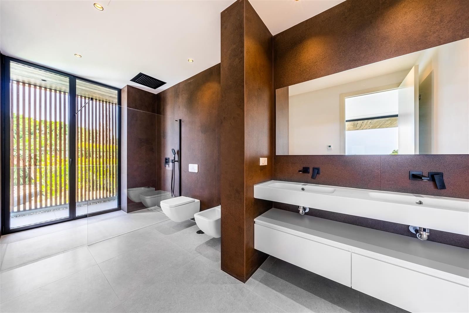 5 sypialnia Willa na sprzedaż w Marbella z basenem garażem - 3 950 000 € (Ref: 5412453)