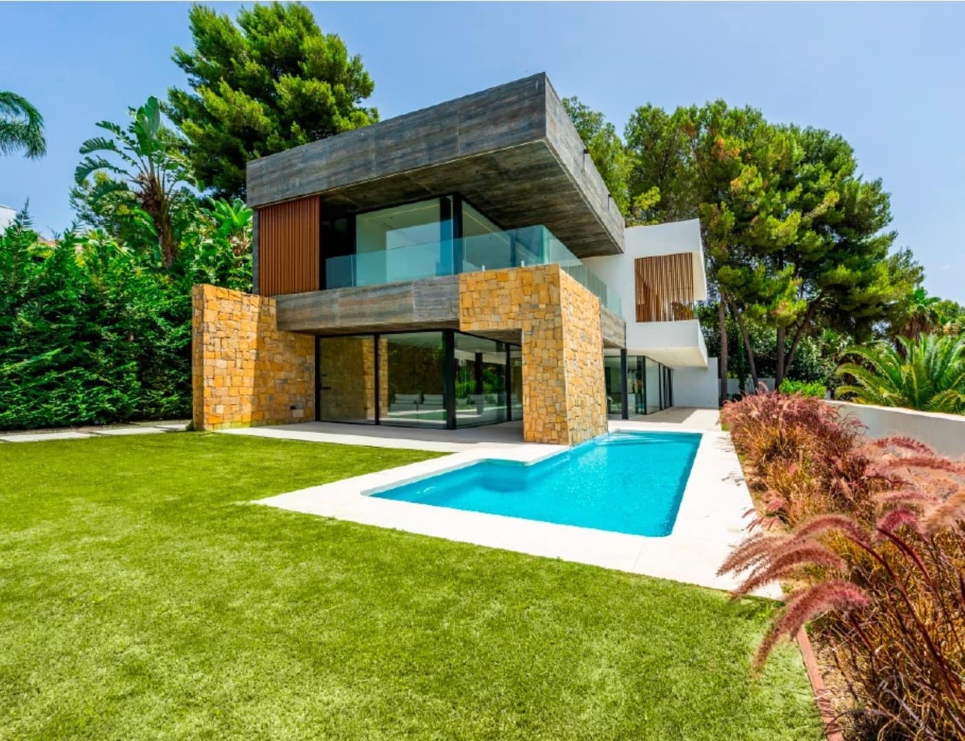 5 sypialnia Willa na sprzedaż w Marbella z basenem garażem - 3 950 000 € (Ref: 5412453)