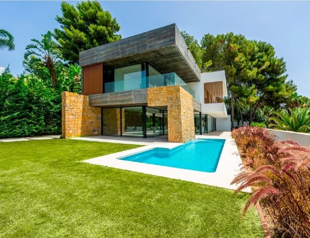 5 makuuhuone Huvila myytävänä paikassa Marbella mukana uima-altaan 
autotalli - 3 650 000 € (Ref: 5412453)