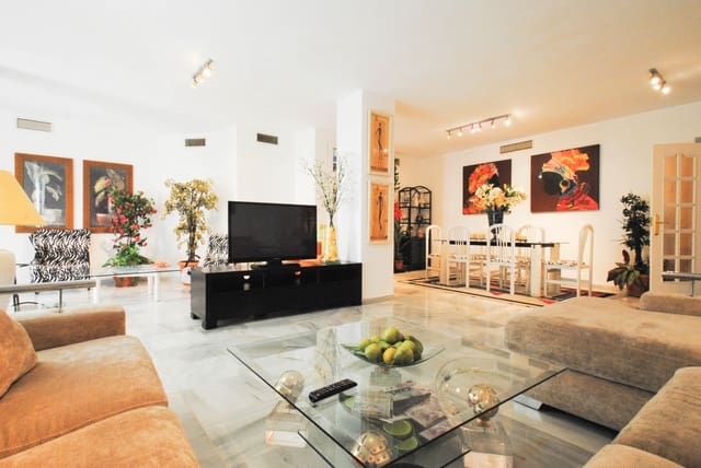 5 soveværelse Lejlighed til salg i Marbella med swimmingpool garage - € 735.000 (Ref: 5540164)