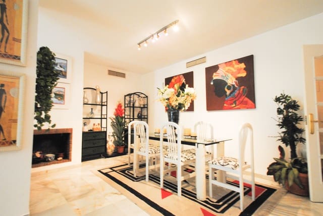 5 soveværelse Lejlighed til salg i Marbella med swimmingpool garage - € 735.000 (Ref: 5540164)