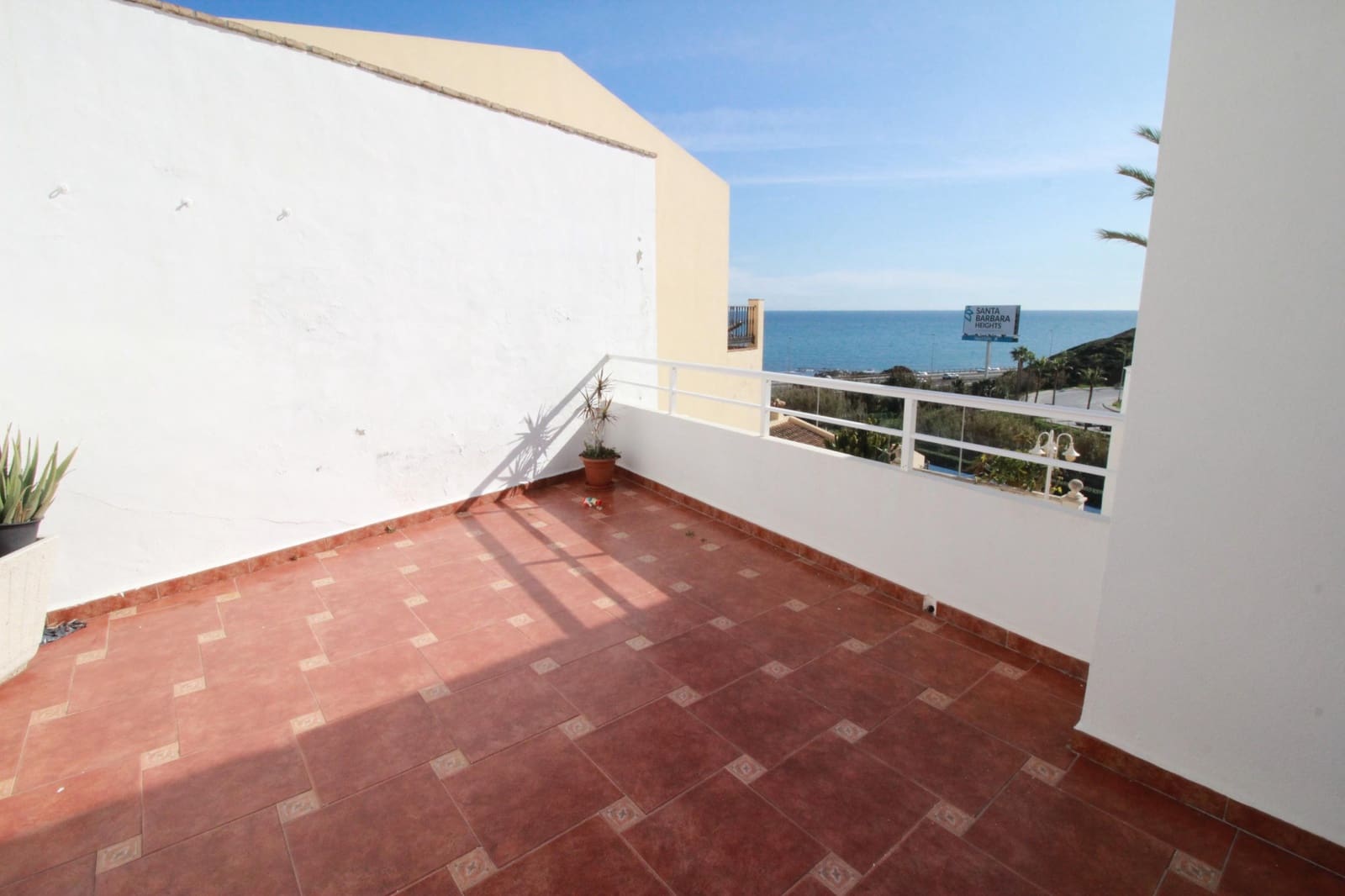 3 slaapkamer Villa te koop in Mijas Costa met garage - € 650.000 (Ref: 5833741)