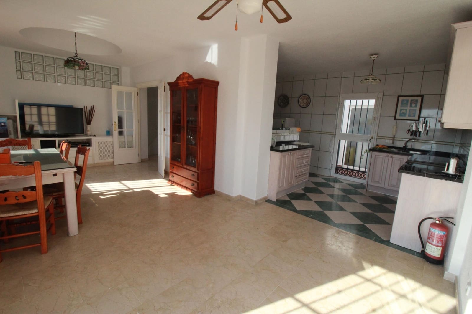 3 slaapkamer Villa te koop in Mijas Costa met garage - € 650.000 (Ref: 5833741)