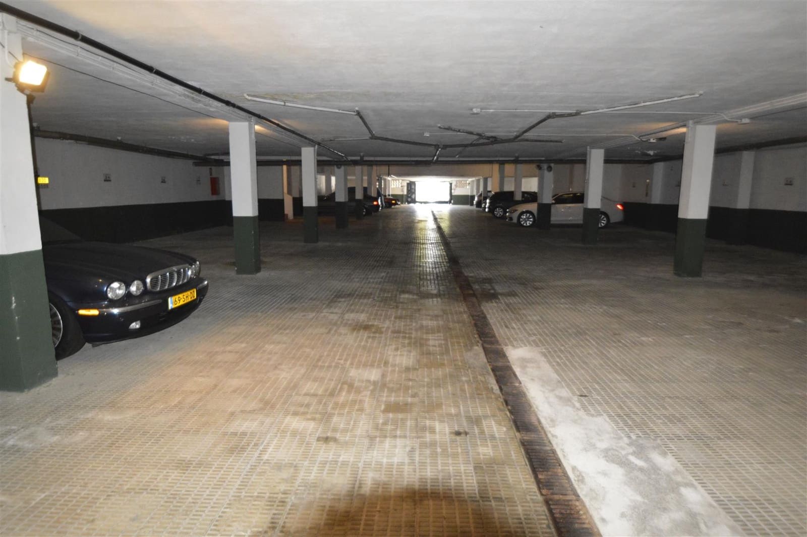 3 bedroom Apartment for sale in Marbella with pool garage - € 895,000 (Ref: 5977695)