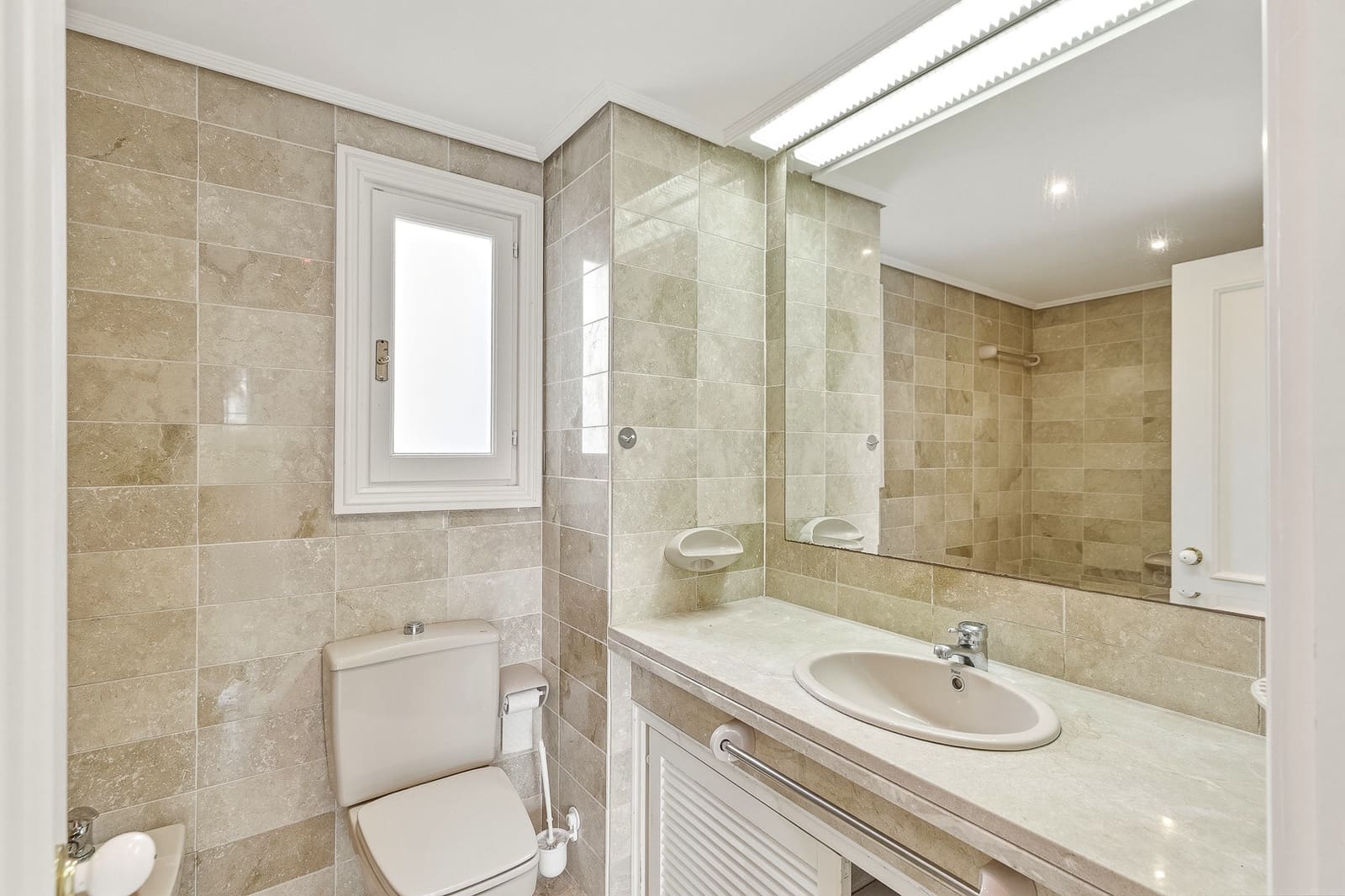 3 soveværelse Lejlighed til salg i Marbella med swimmingpool garage - € 895.000 (Ref: 5977695)