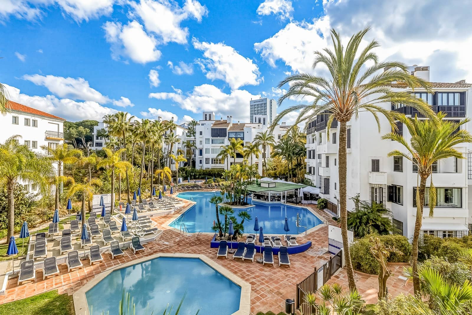 3 soveværelse Lejlighed til salg i Marbella med swimmingpool garage - € 895.000 (Ref: 5977695)