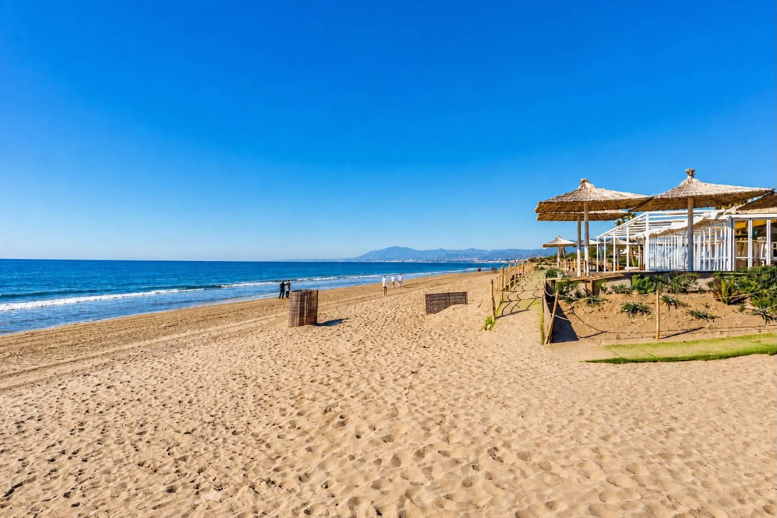 Apartamento de 3 habitaciones en Marbella en venta con piscina garaje - 895.000 € (Ref: 5977695)