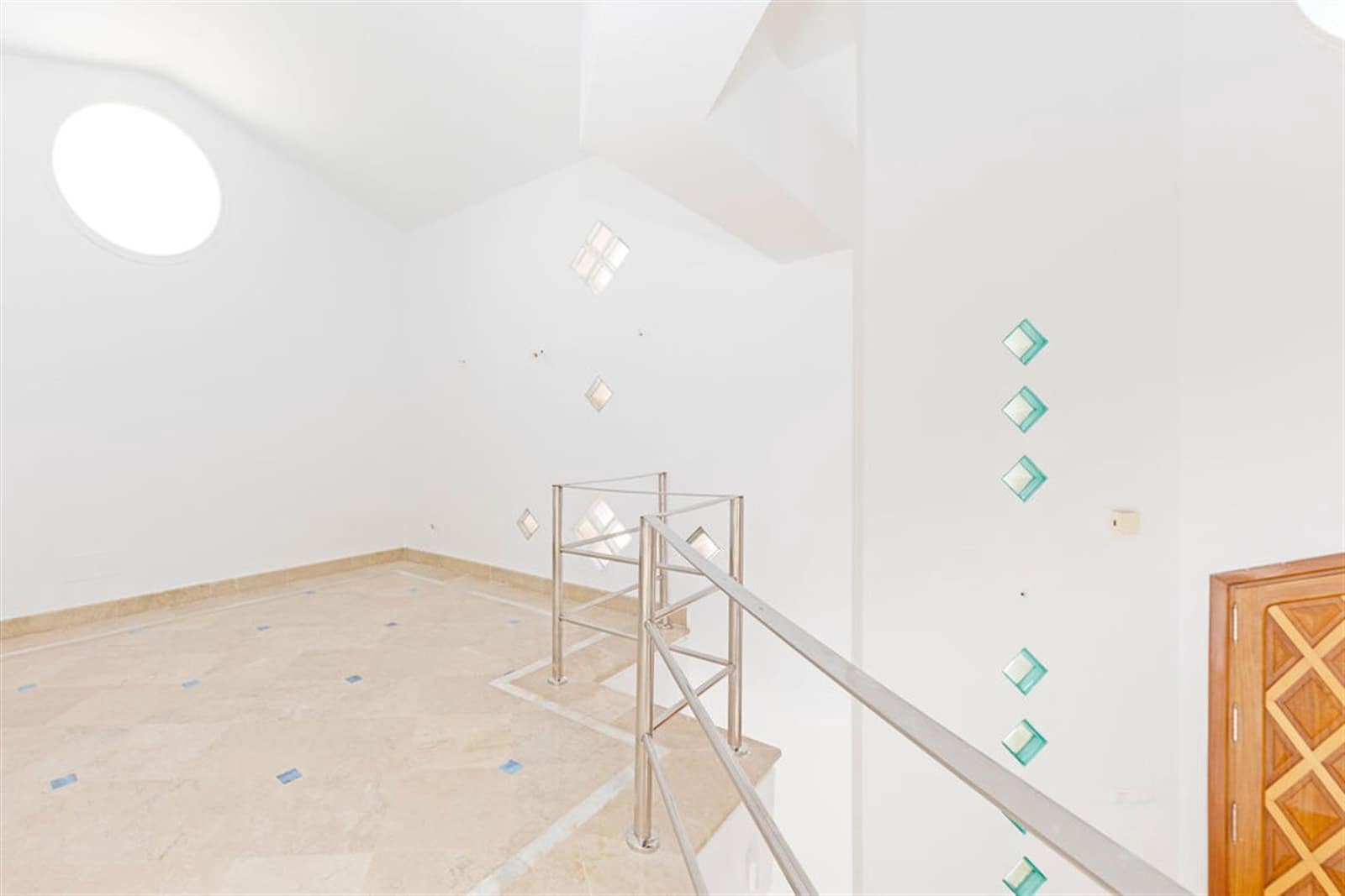 Chalet de 5 habitaciones en Benahavís en venta con piscina garaje - 2.150.000 € (Ref: 6116677)