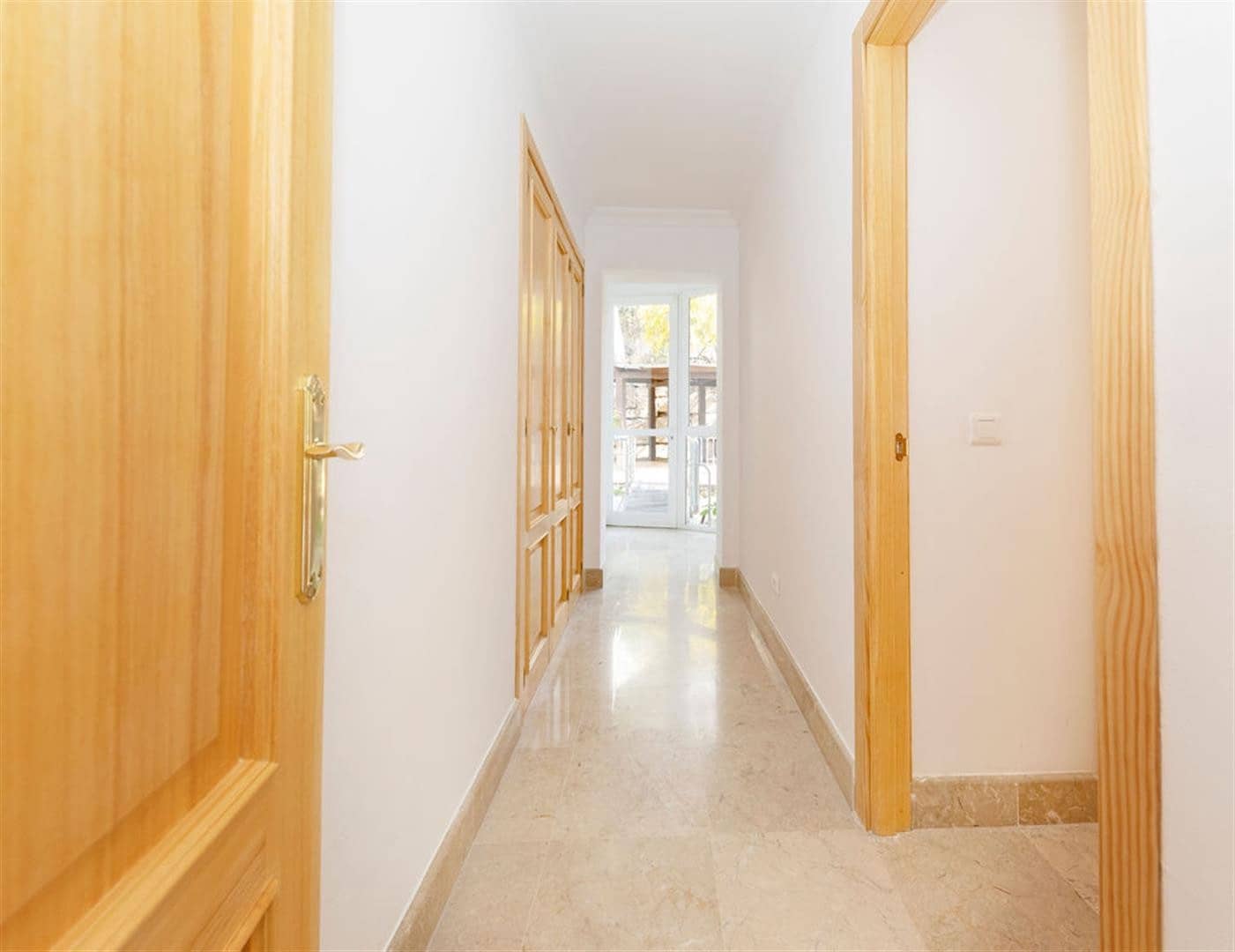 Chalet de 5 habitaciones en Benahavís en venta con piscina garaje - 2.150.000 € (Ref: 6116677)