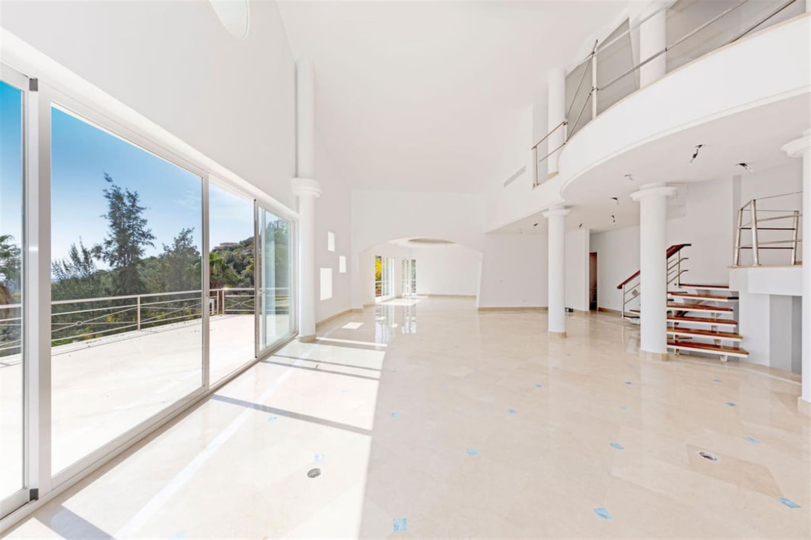 Chalet de 5 habitaciones en Benahavís en venta con piscina garaje - 2.150.000 € (Ref: 6116677)